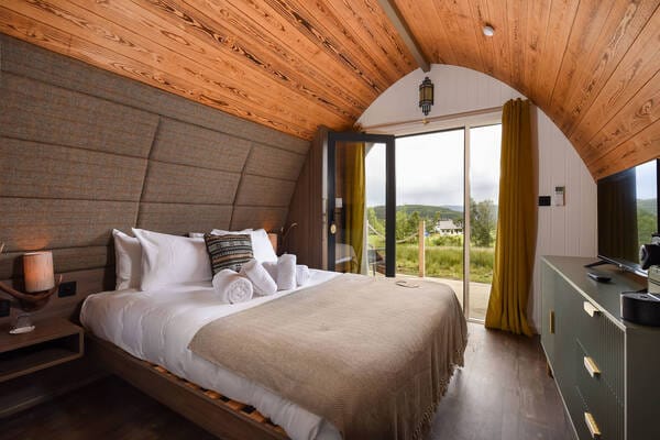 69991_Bracken_Hide–256