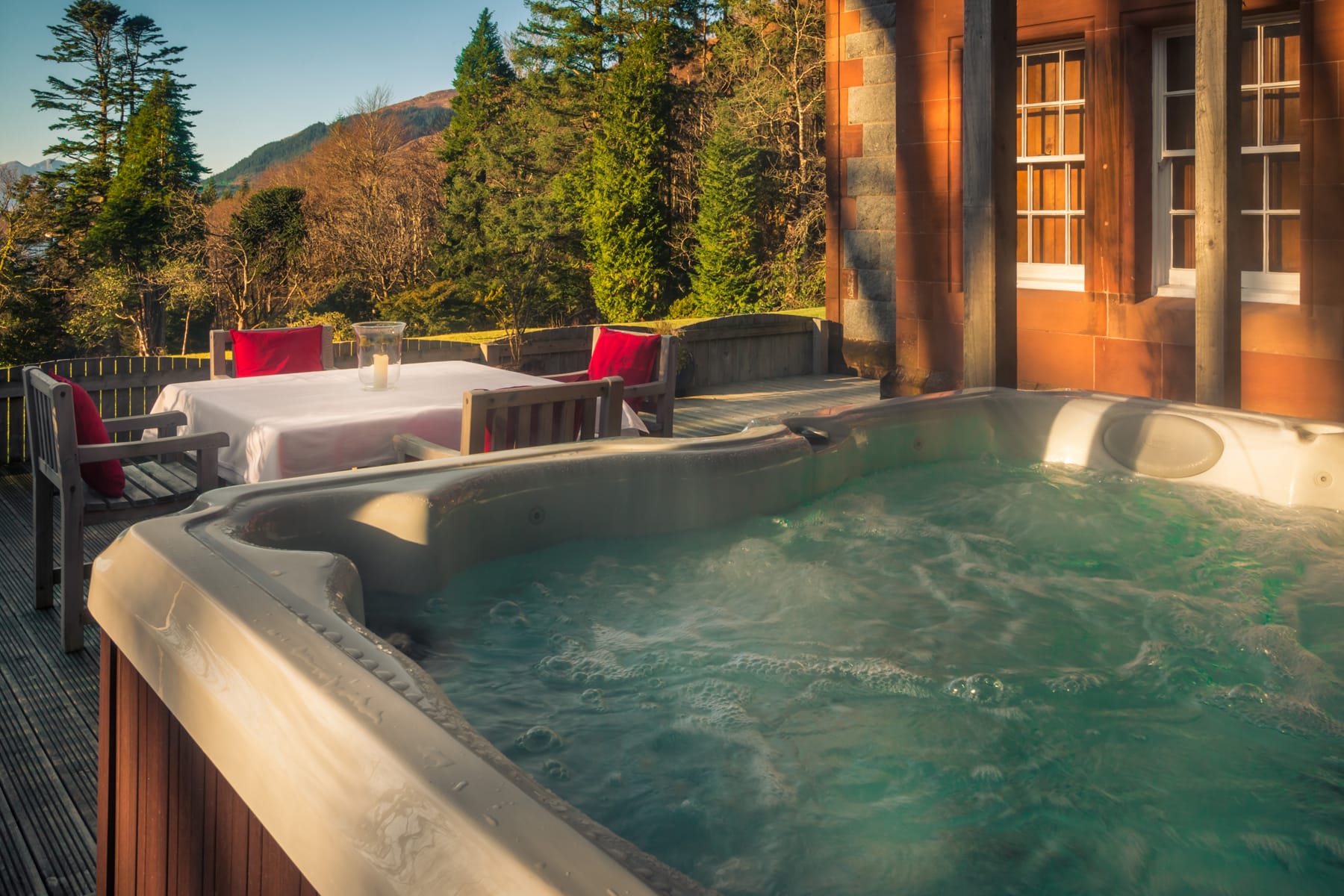 glencoe-house-suite-1-hot-tub_32710507854_o