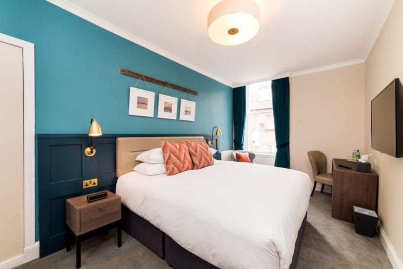 Double room at the Perle Oban Hotel