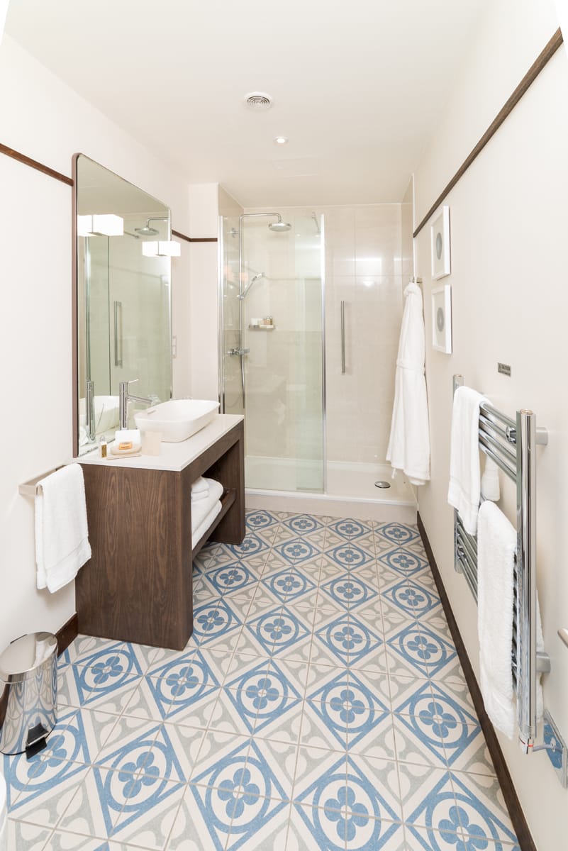 Bathrooms at the Perle Oban Hotel