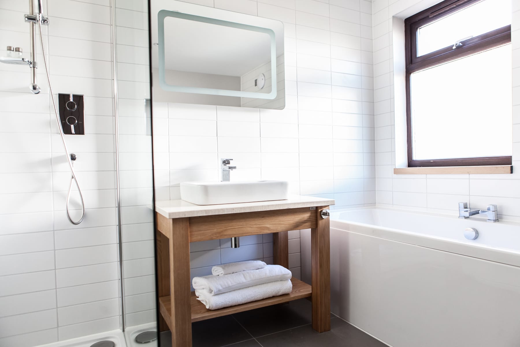 The Bosville Holiday Cottage bathroom