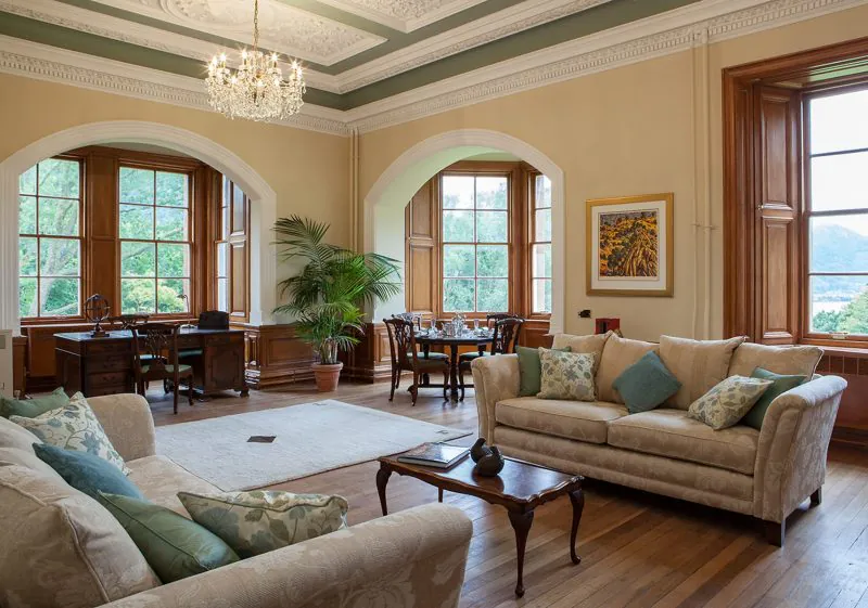 suite-2-sitting-room_7683786790_o